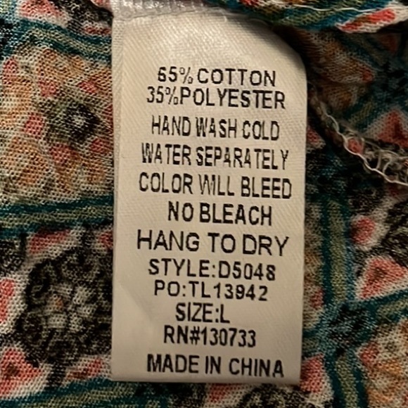 Women’s UMGEE, Scoop Neck, Drawstring Sleeves, High-Low Top, Multi Colors, Large - Picture 4 of 4